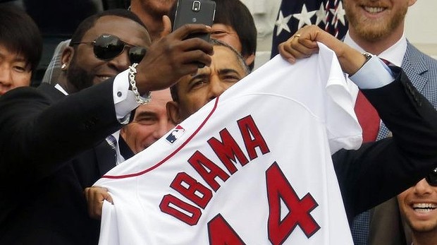 Samsung Diingatkan Gedung Putih Jangan Manfaatkan Foto Selfie Obama